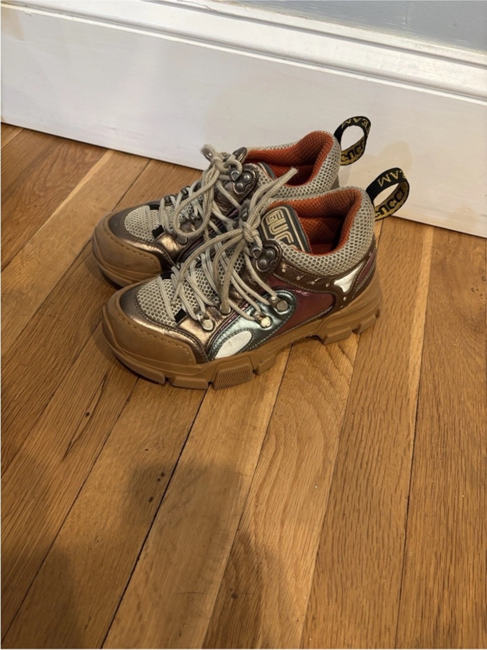 GUCCI Flashtrek Metallic Gold Chunky Sneakers Size 5-Authentic - Picture 4 of 12